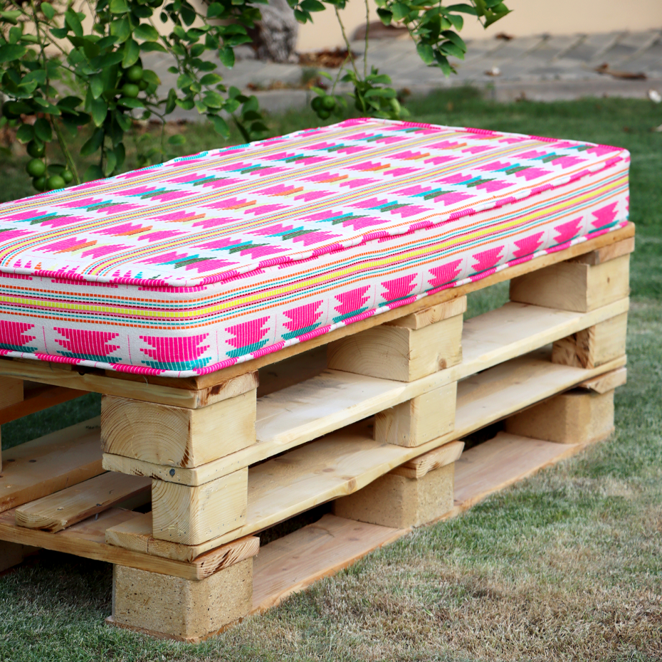 Palette Benches (Pink)